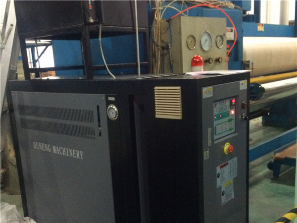 浅谈油式模温机屏蔽泵的特点 浅谈油式模温机屏蔽泵的特点