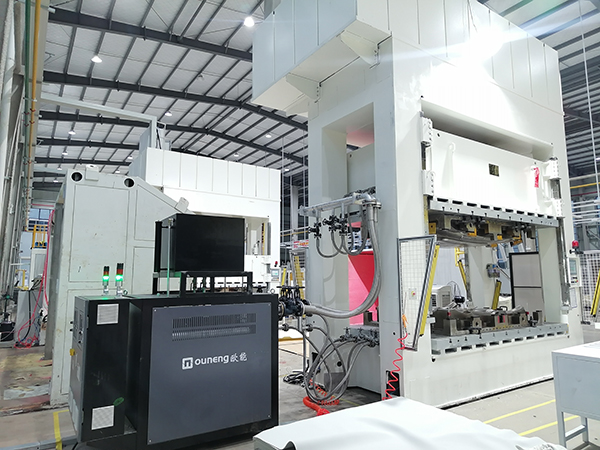 模温机和锅炉的区别