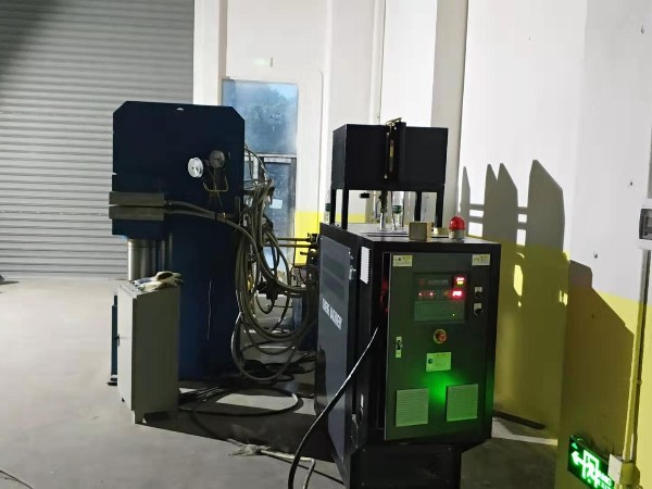 薄膜生产线用风冷式模温机原理介绍「欧能机械」专业厂家